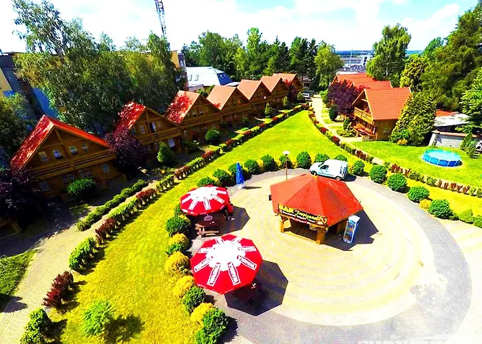 Tropicana ϫϫ Holiday